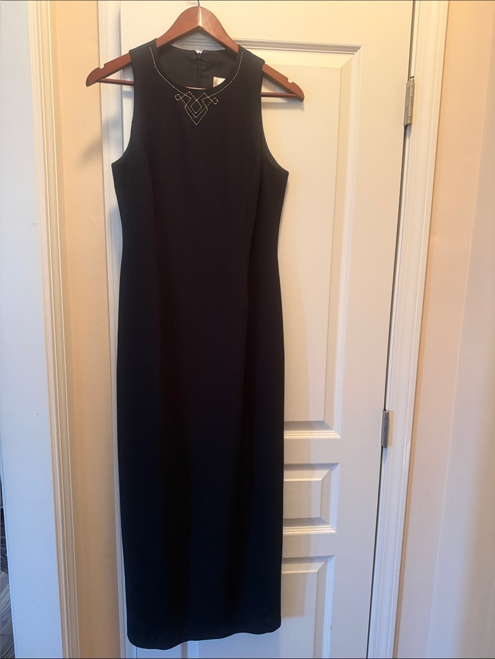 Elegant Sleeveless Black Maxi Dress with Beaded Neck Detail